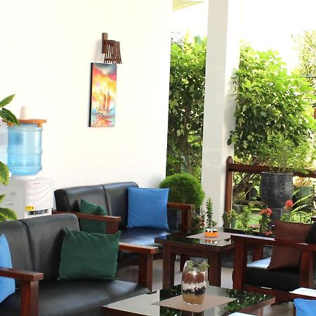 Blue Eyes Inn Unawatuna Dış mekan fotoğraf
