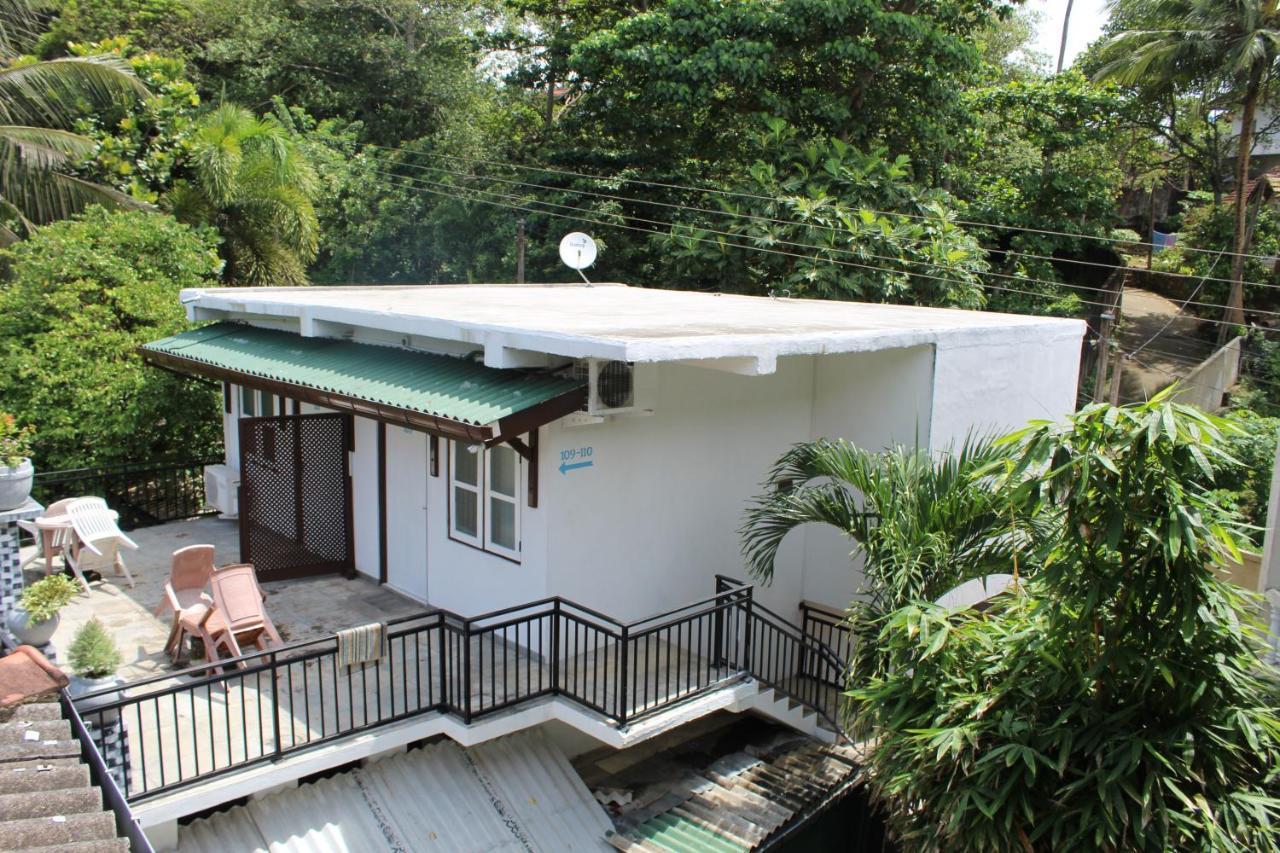 Blue Eyes Inn Unawatuna Dış mekan fotoğraf