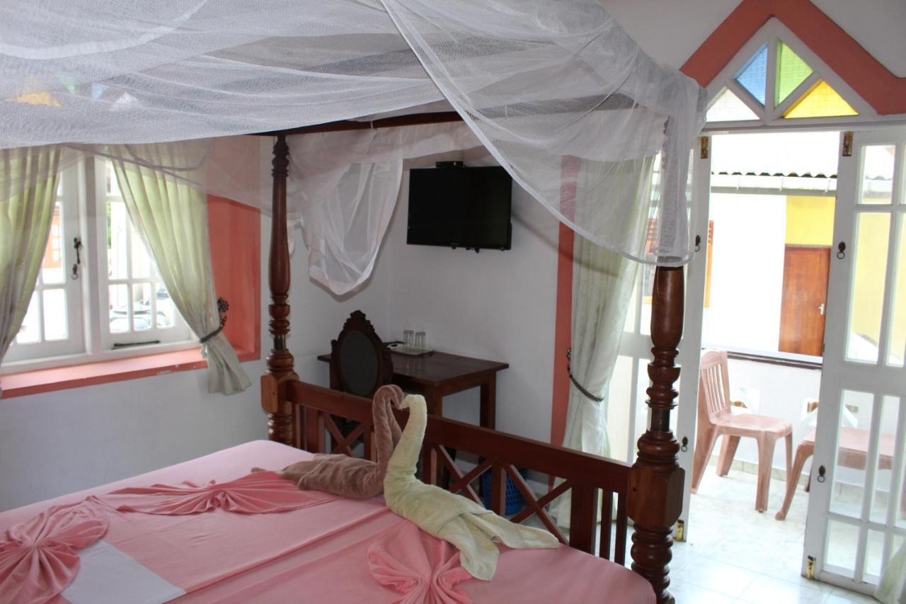 Blue Eyes Inn Unawatuna Dış mekan fotoğraf