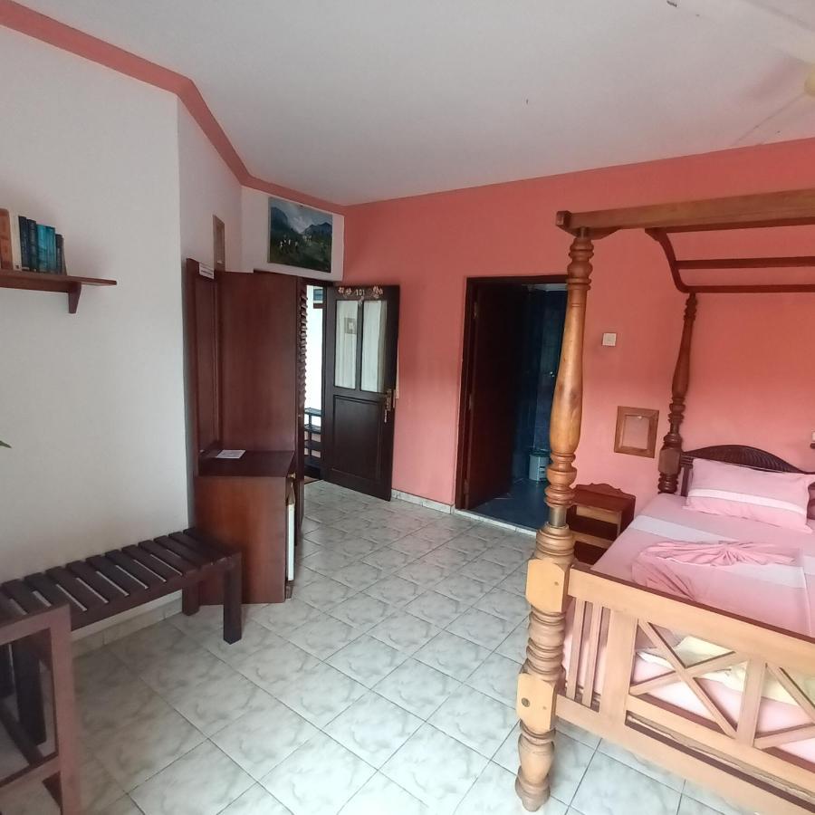 Blue Eyes Inn Unawatuna Dış mekan fotoğraf